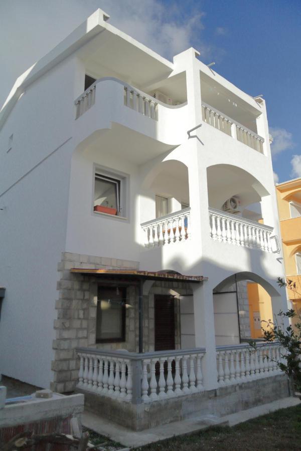 Apartments Miki Bar Exterior photo